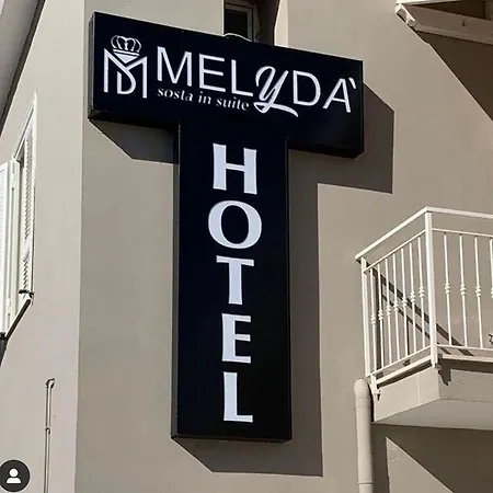 Melyda فندق مبيت وإفطار *