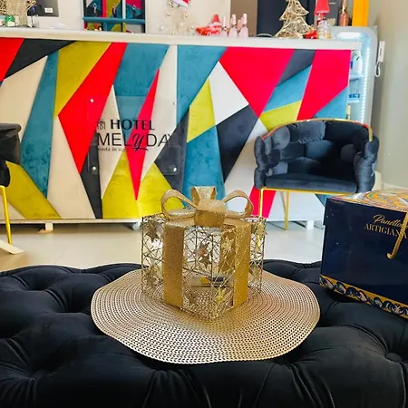 Melyda فندق مبيت وإفطار يوتْسْوولْ
